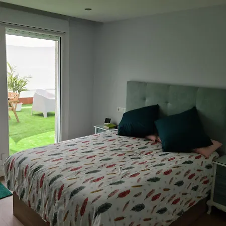 Amplio Y Moderno Piso De 4 Y Terraza Apartamento *