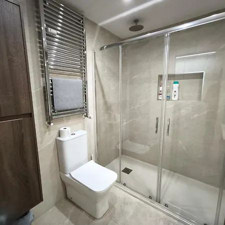 Amplio Y Moderno Piso De 4 Y Terraza Apartmán *